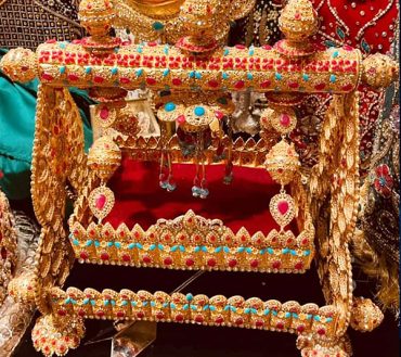 Jhoola Shahzada Ali Asghar Golden with Red and Wite Stones