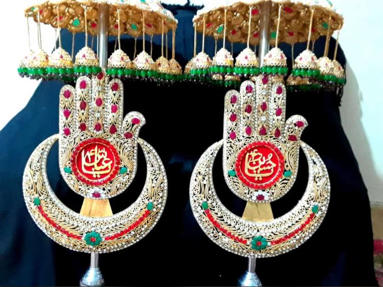 Beautiful Mola Abbas AS & Mola Hussain AS Panja With Umbralla